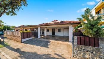 94-934  Hiapo Street Waipahu Estates, Waipahu home - photo 2 of 23