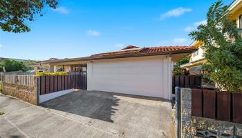 94-934  Hiapo Street Waipahu Estates, Waipahu home - photo 3 of 23