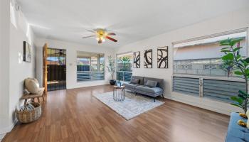 94-934  Hiapo Street Waipahu Estates, Waipahu home - photo 4 of 23