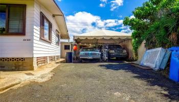 94-941  Awanei Street Waipahu-lower, Waipahu home - photo 2 of 25