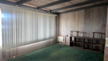 94-962  Kahuailani Street Waipahu-lower, Waipahu home - photo 2 of 12