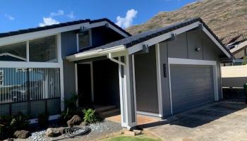 950 Kolokolo Pl Honolulu - Rental - photo 1 of 25