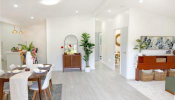 95-092  Waipuka Street Waipio Acres/waikalani Woodlands, Central home - photo 2 of 17