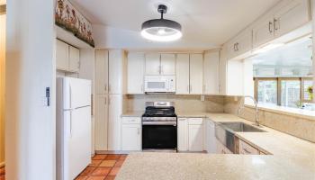 951  Holoholo Street Enchanted Lake, Kailua home - photo 3 of 19