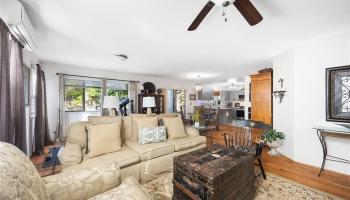 95-1013  Moaula Street Mililani Mauka, Central home - photo 3 of 21