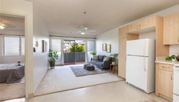 Olaloa II condo # 11E, Mililani, Hawaii - photo 3 of 11