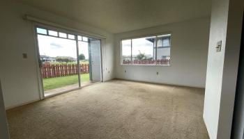 95-1054 Kuauli Street Mililani - Rental - photo 3 of 15