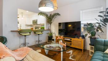 Kumelewai Court 2 condo # G, Mililani, Hawaii - photo 5 of 19