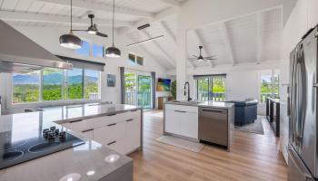 95-109  Waikalani Drive Waipio Acres/waikalani Woodlands, Central home - photo 2 of 25