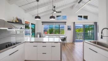 95-109  Waikalani Drive Waipio Acres/waikalani Woodlands, Central home - photo 4 of 25