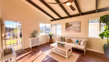 95-135  Hamumu Place Mililani Area, Central home - photo 3 of 18