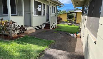 95-197  Waimakua Drive Waipio Acres/waikalani Woodlands, Central home - photo 2 of 9