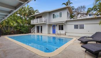 952  Holoholo Street Enchanted Lake, Kailua home - photo 2 of 25