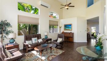 95-210  Kuauna Place Mililani Mauka, Central home - photo 2 of 25