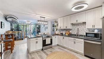 95-269 Waikalani Drive townhouse # C102, Mililani, Hawaii - photo 1 of 15