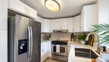 95-270 Waikalani Drive townhouse # C303, Mililani, Hawaii - photo 5 of 25