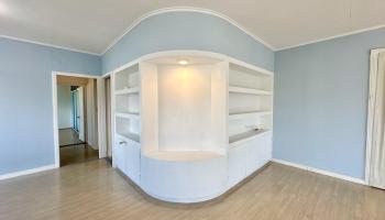 955 14th Ave Honolulu - Rental - photo 1 of 18