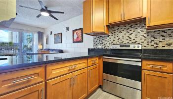 Lakeview Plaza condo # 502, Honolulu, Hawaii - photo 5 of 21