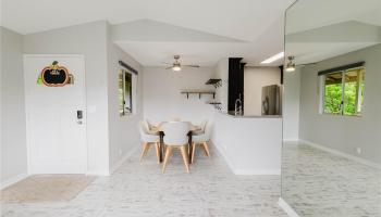 Launani Valley townhouse # D202, Mililani, Hawaii - photo 3 of 25