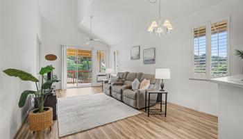 Terraces At Launani Valley condo # E304, Honolulu, Hawaii - photo 3 of 24