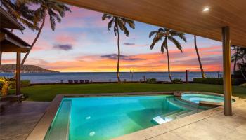 96  Niuiki Cir Niu Beach, Diamond Head home - photo 2 of 25