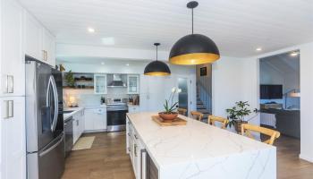 963  Kaluanui Road ,  home - photo 1 of 1