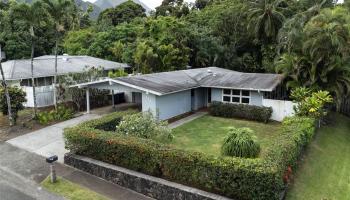 969 Lunahooko Place Maunawili, Kailua home - photo 2 of 25 969 Lunahooko Place Maunawili, Kailua home - photo 2 of 25
