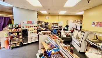 98-023 Hekaha St Waimalu  - photo 4 of 10