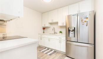 Pearl Ridge Gdns & Twr condo # 3-103, Aiea, Hawaii - photo 3 of 10