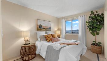 Pearl Ridge Gdns & Twr condo # 1502, Aiea, Hawaii - photo 3 of 20