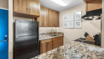 Pearl Ridge Gdns & Twr condo # 7-606, Aiea, Hawaii - photo 3 of 25