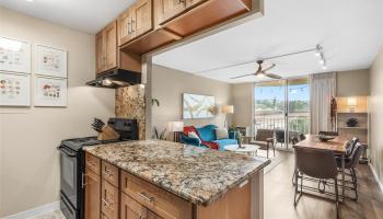 Pearl Ridge Gdns & Twr condo # 7-606, Aiea, Hawaii - photo 4 of 25