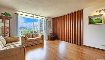 Pearl Ridge Gdns & Twr condo # 7-907, Aiea, Hawaii - photo 6 of 25