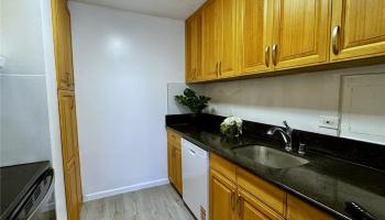 Pearl Ridge Gdns & Twr condo # 2-201, Aiea, Hawaii - photo 6 of 19