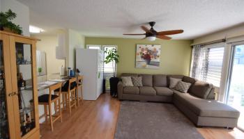 Newtown Estates townhouse # A, Aiea, Hawaii - photo 2 of 24 Newtown Estates townhouse # A, Aiea, Hawaii - photo 2 of 24