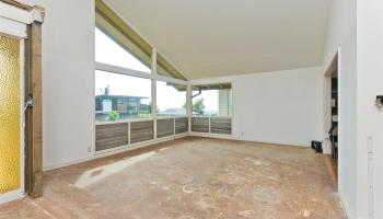 98-1156  Iliee Street Aiea Heights, PearlCity home - photo 4 of 9