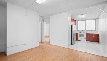 Pearl Manor Apts condo # 204, Aiea, Hawaii - photo 4 of 11