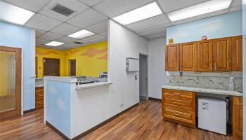 98-1247 Kaahumanu St Aiea Oahu commercial real estate photo6 of 15