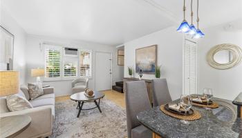 Waiau Gardens townhouse # C, Pearl City, Hawaii - photo 4 of 24