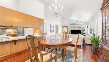 98-1421  Onikiniki Place Pearlridge, PearlCity home - photo 6 of 25