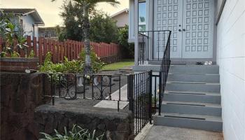 98-1665  Apala Loop Newtown, PearlCity home - photo 2 of 22