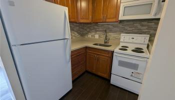 Pearlridge Square condo # 1104, Aiea, Hawaii - photo 3 of 7