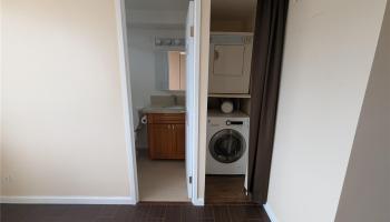 Pearlridge Square condo # 1104, Aiea, Hawaii - photo 6 of 7