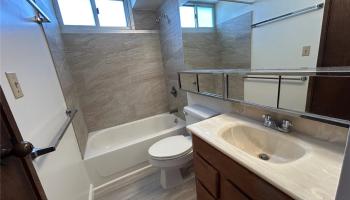 Pearlridge Square condo # 808, Aiea, Hawaii - photo 2 of 13