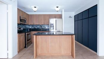 Pearl Regency condo # 1803, Aiea, Hawaii - photo 4 of 21