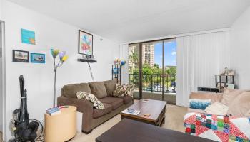 Pearl Regency condo # 216, Aiea, Hawaii - photo 2 of 20