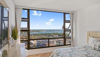 Pearl Regency condo # 2516, Aiea, Hawaii - photo 4 of 25