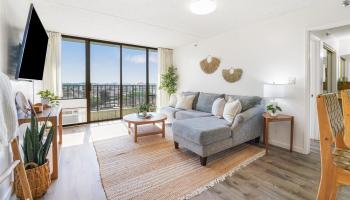 Pearl Regency condo # 606, Aiea, Hawaii - photo 4 of 20