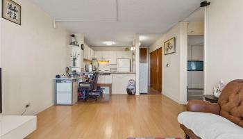 Pearl 2 condo # 9A, Aiea, Hawaii - photo 2 of 22