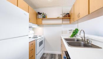 Highlander condo # 1403, Aiea, Hawaii - photo 5 of 17